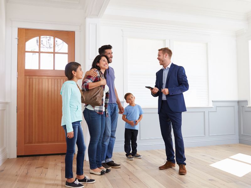 real-estate-agent-showing